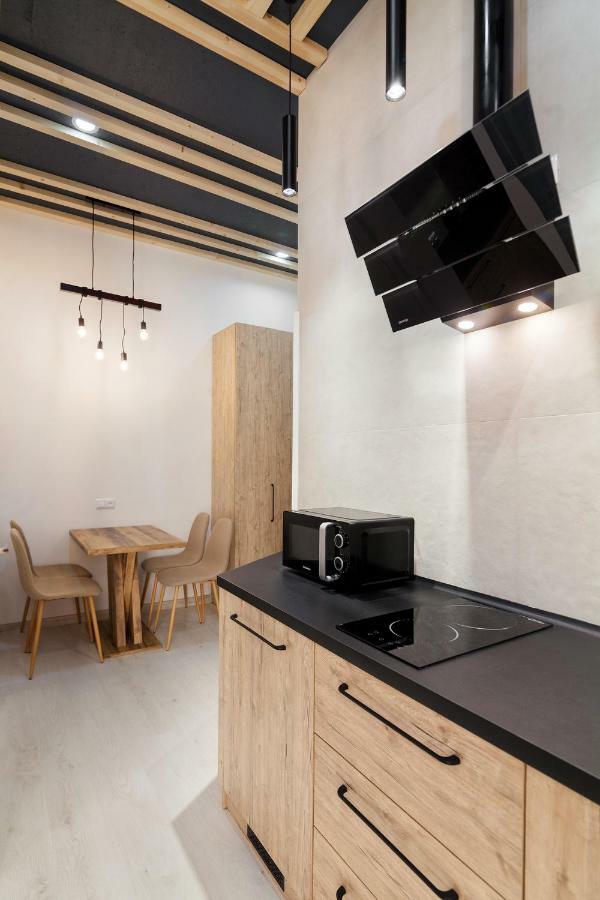 Leogrand One-Bedroom Apartments On Tugan-Baranovskogo 24 Liov Exterior foto